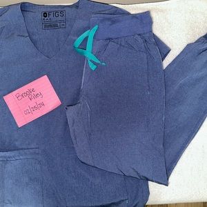 Fig scrub set -limited edition EAC heather blue -XXS 2 pocket top & XXS joggers